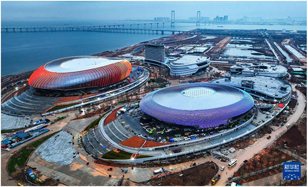 卡利亚里高空压制罗马防线屡失误，科内孤掌难鸣