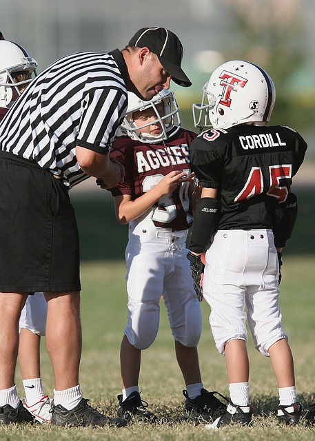 U22国足战韩国首发与负越南相比仅更换门将，王博豪继续出任中锋