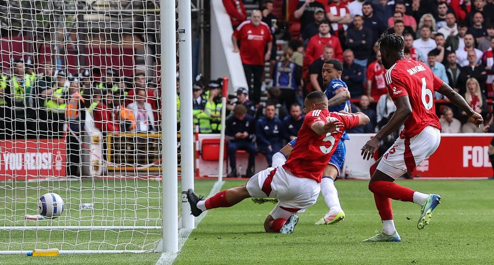 西蒙斯：生活中不可能事事如愿，但我会尽我所能帮助球队